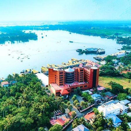 รามาดา บาย วินด์แฮม อัลเลปปีย์ Hotel Alappuzha ภายนอก รูปภาพ