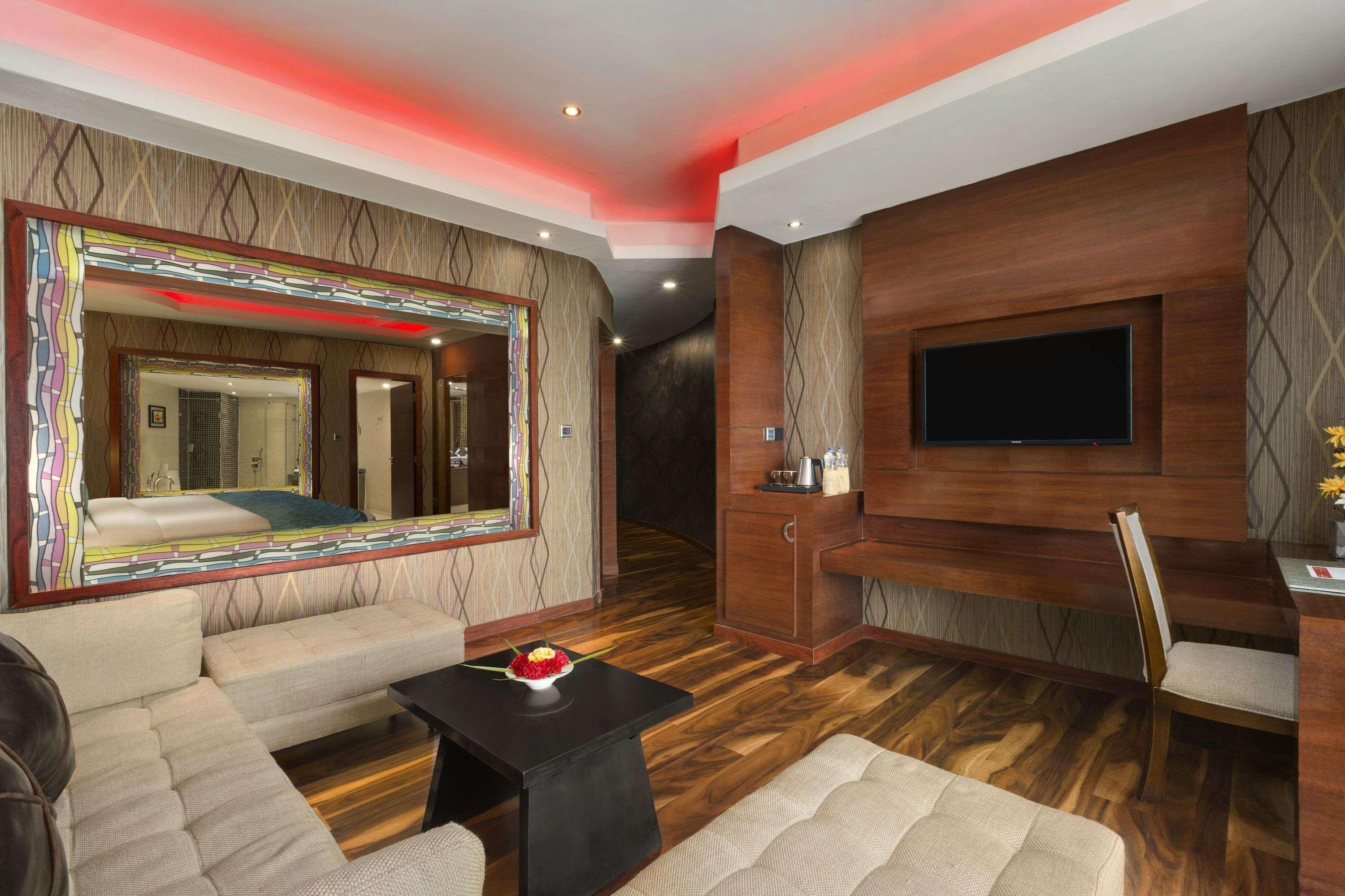 รามาดา บาย วินด์แฮม อัลเลปปีย์ Hotel Alappuzha ภายนอก รูปภาพ