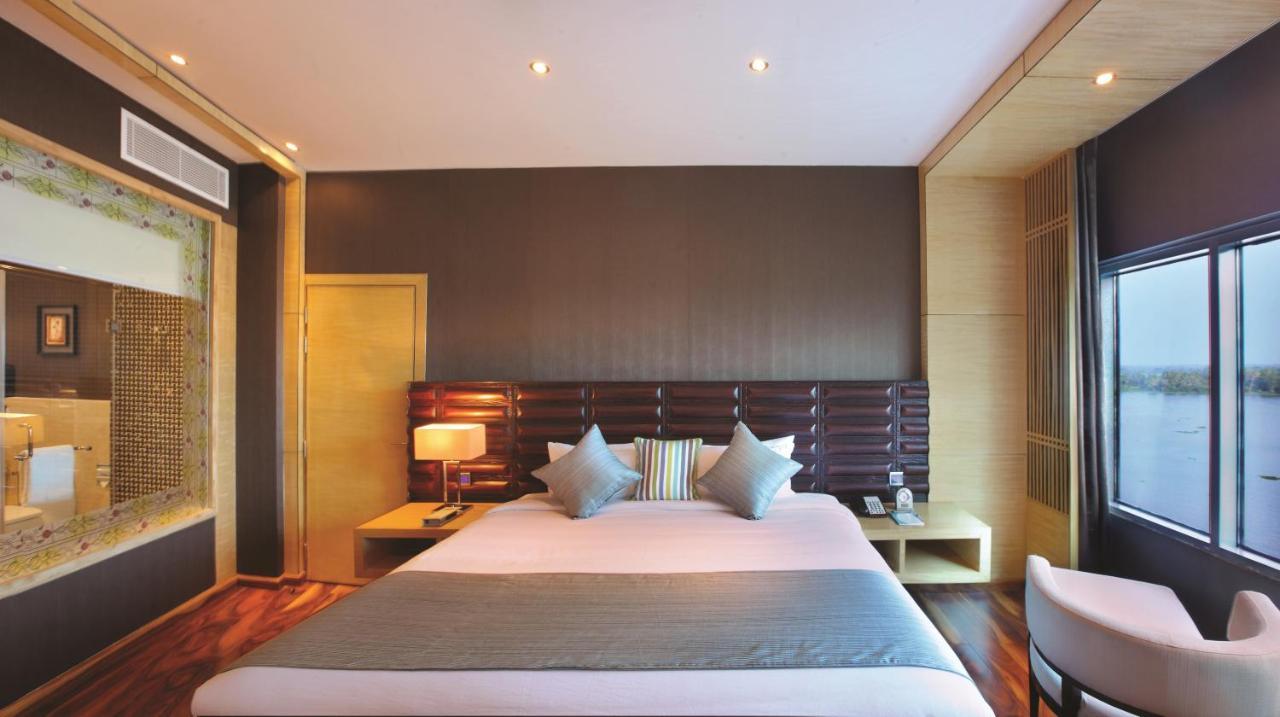 รามาดา บาย วินด์แฮม อัลเลปปีย์ Hotel Alappuzha ภายนอก รูปภาพ